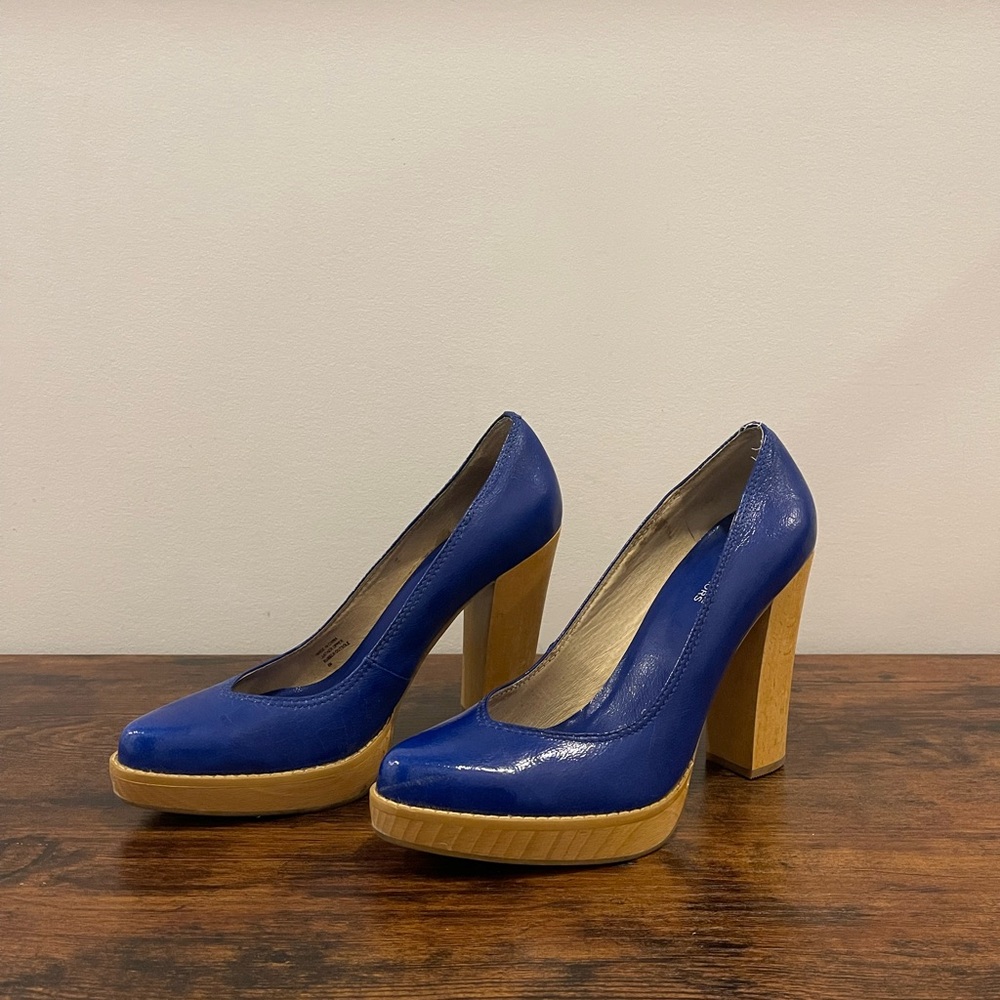 Michael Kors Austin Pumps Crinkled Patent